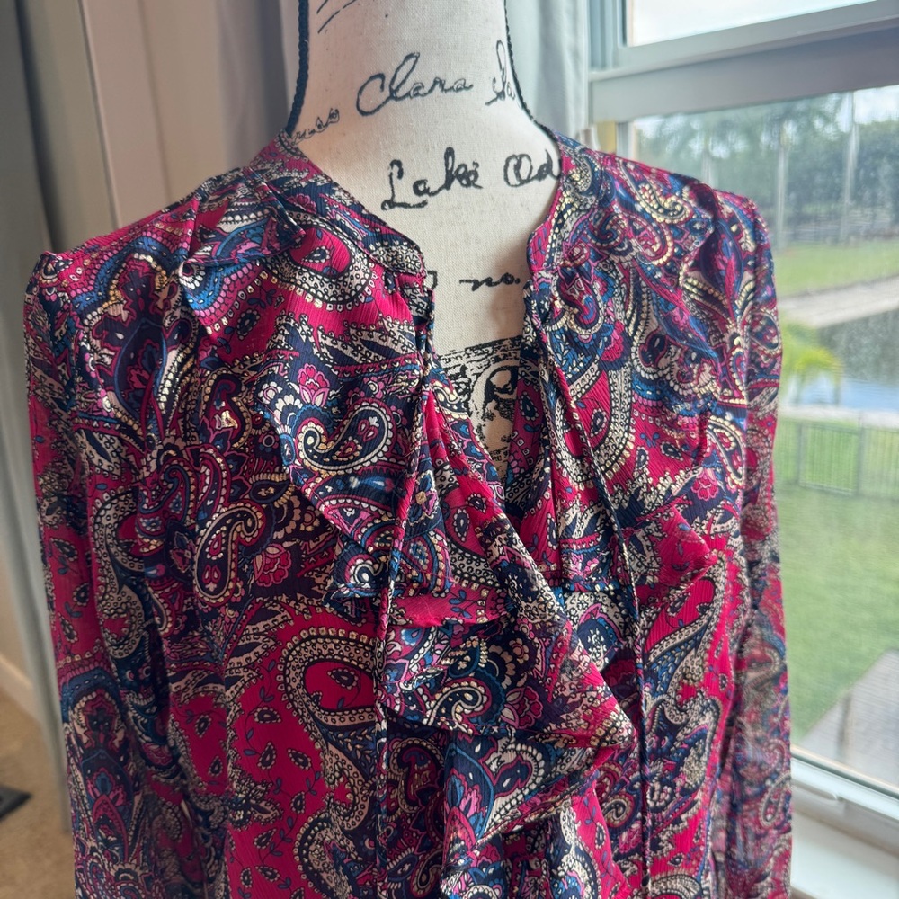 Tommy Hilfiger Paisley Print Blouse Shades of Pink & Purple with Gold Size Small
